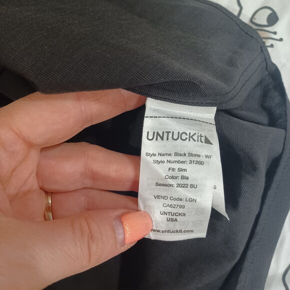 NWT Untuckit Wrinkle-Free Black Stone Long Sleeve Collared Shirt Slim Fit Size M - Picture 8 of 9